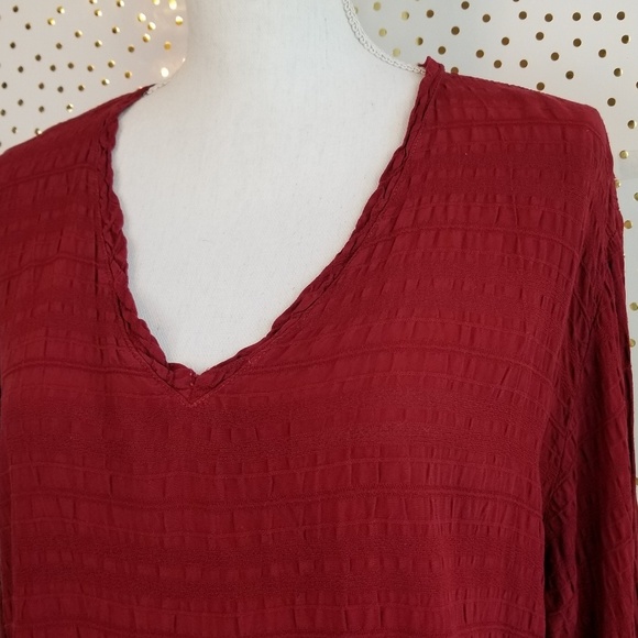 CP Shades Maroon V-Neck Textured Long Sleeve Top - Picture 2 of 5